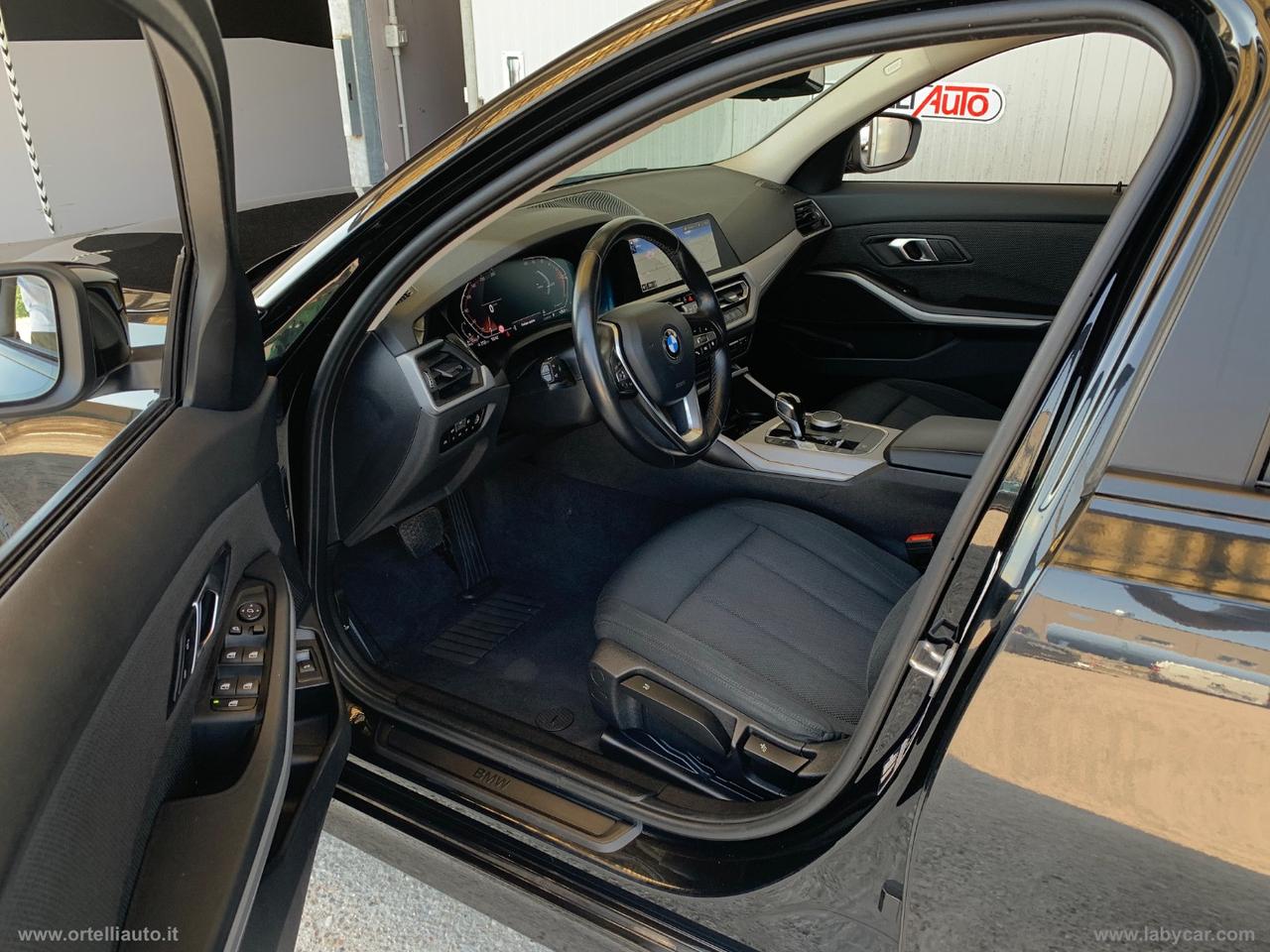 BMW 318d 48V Touring Business Advantage
