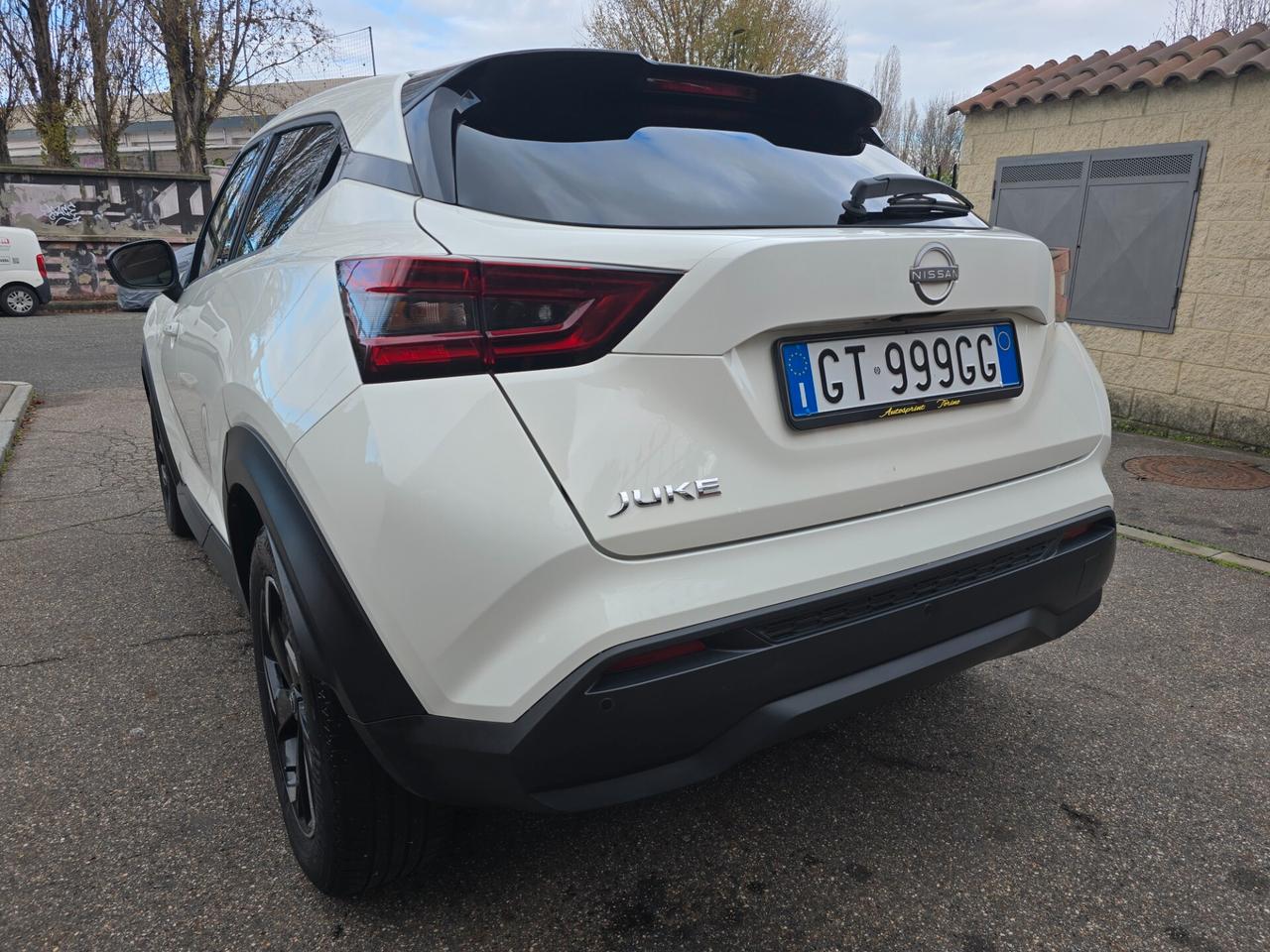 Nissan Juke 1.0 DIG-T 114 CV DCT N-Connecta