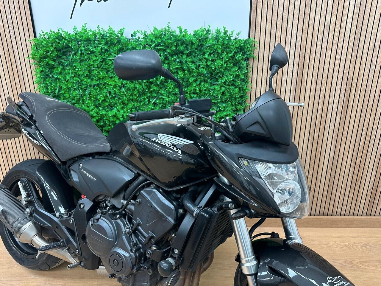 HONDA HORNET 600 SCARICO LEOVINCE DA 99€ AL MESE