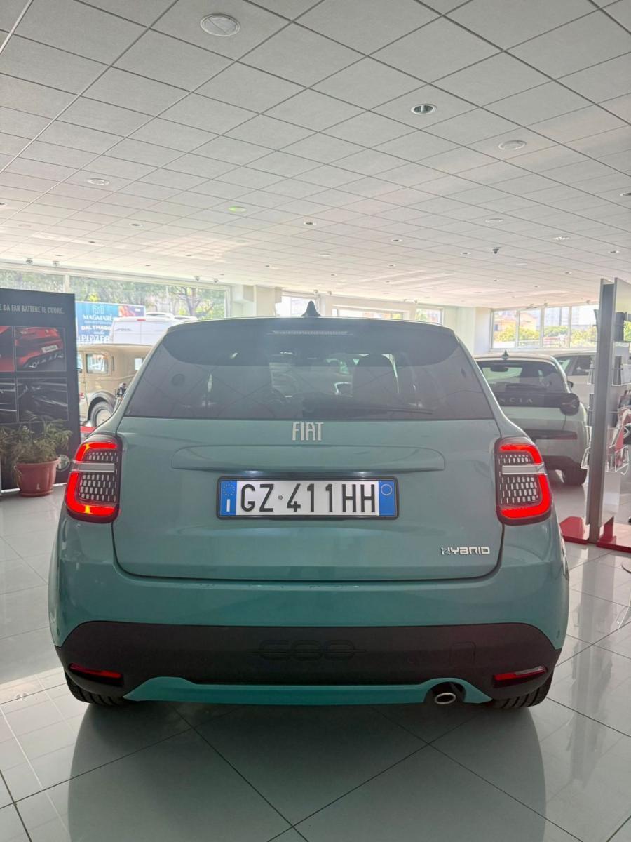 FIAT - 600 - Hybrid DCT MHEV La Prima