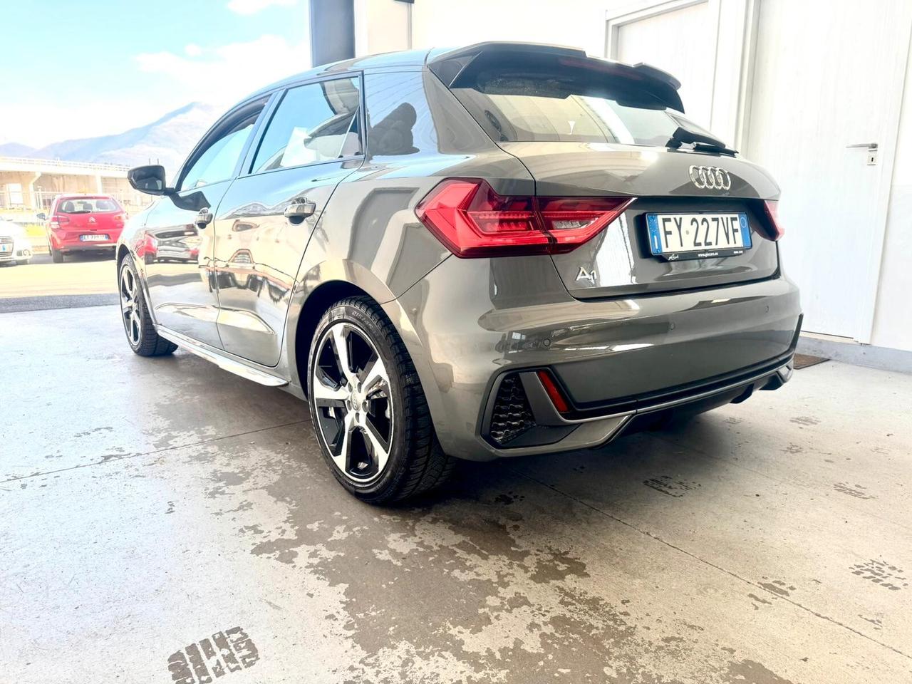 Audi A1 SPB 35 TFSI S tronic line edition
