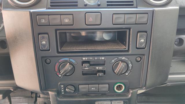 LAND ROVER Defender 90 2.2 TD4 N1 - PARI AL NUOVO