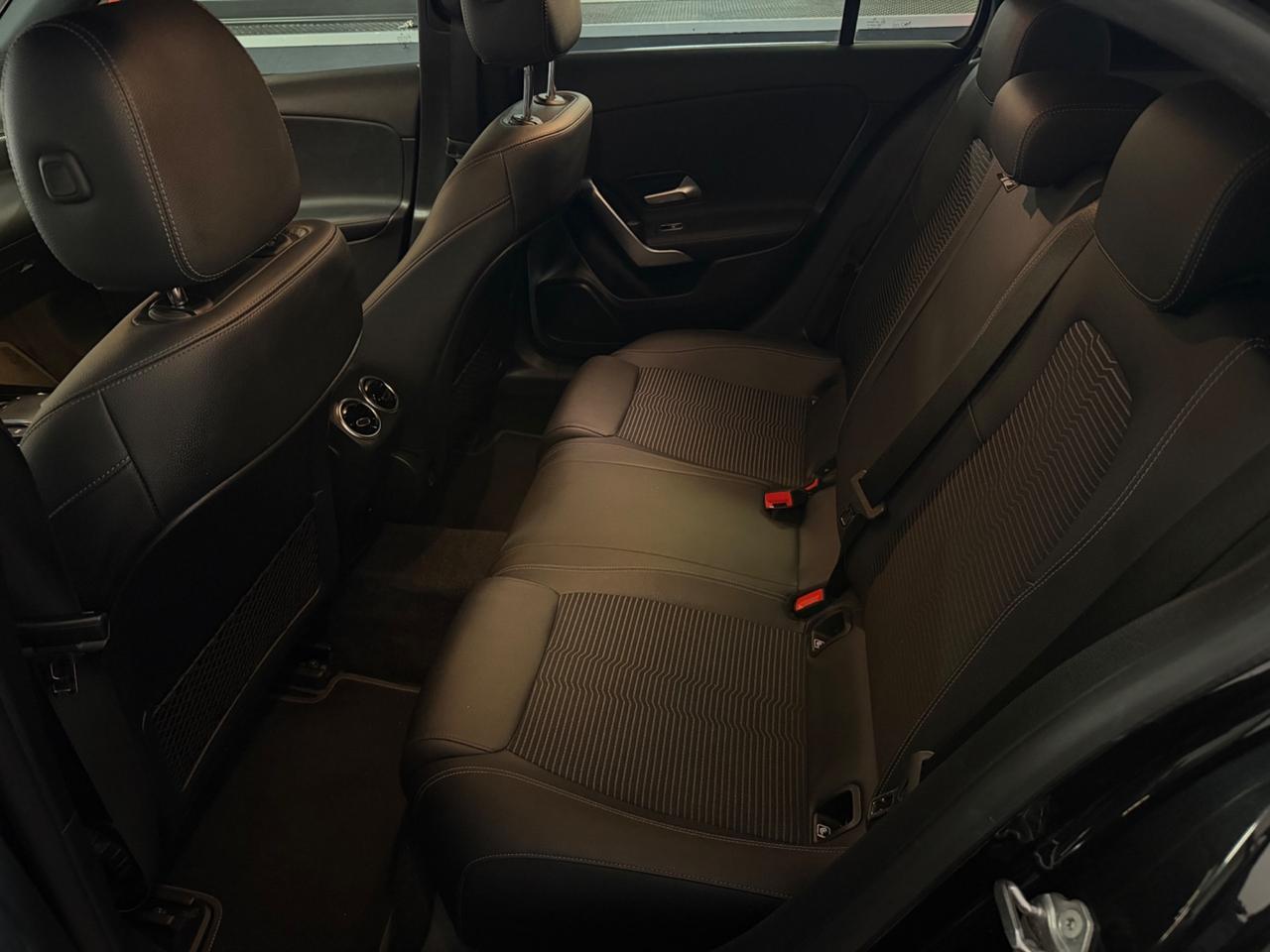 Mercedes-benz A 180 d Automatic Premium