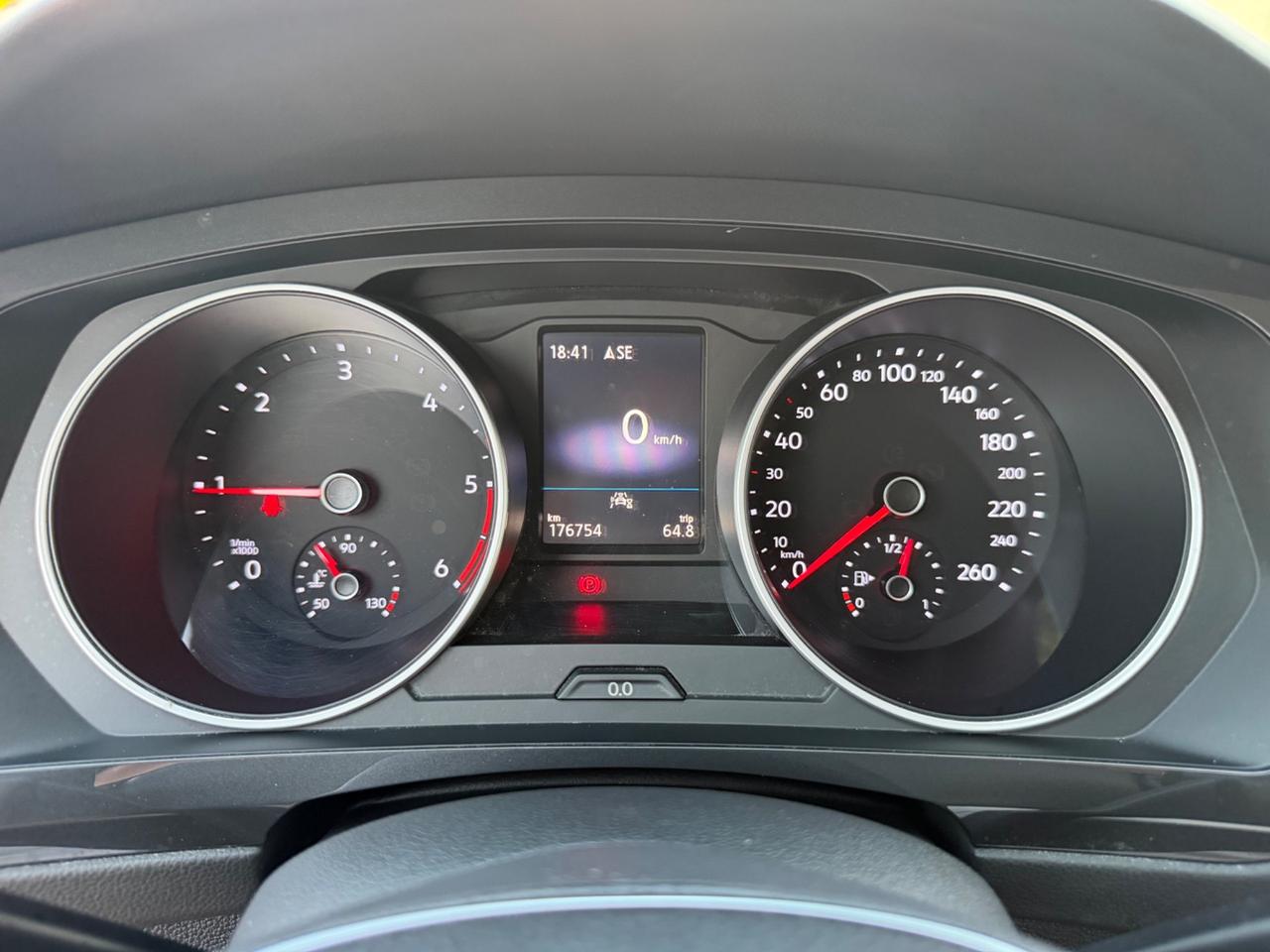 Volkswagen Tiguan 1.6 TDI 115 cv 2019 navigatore