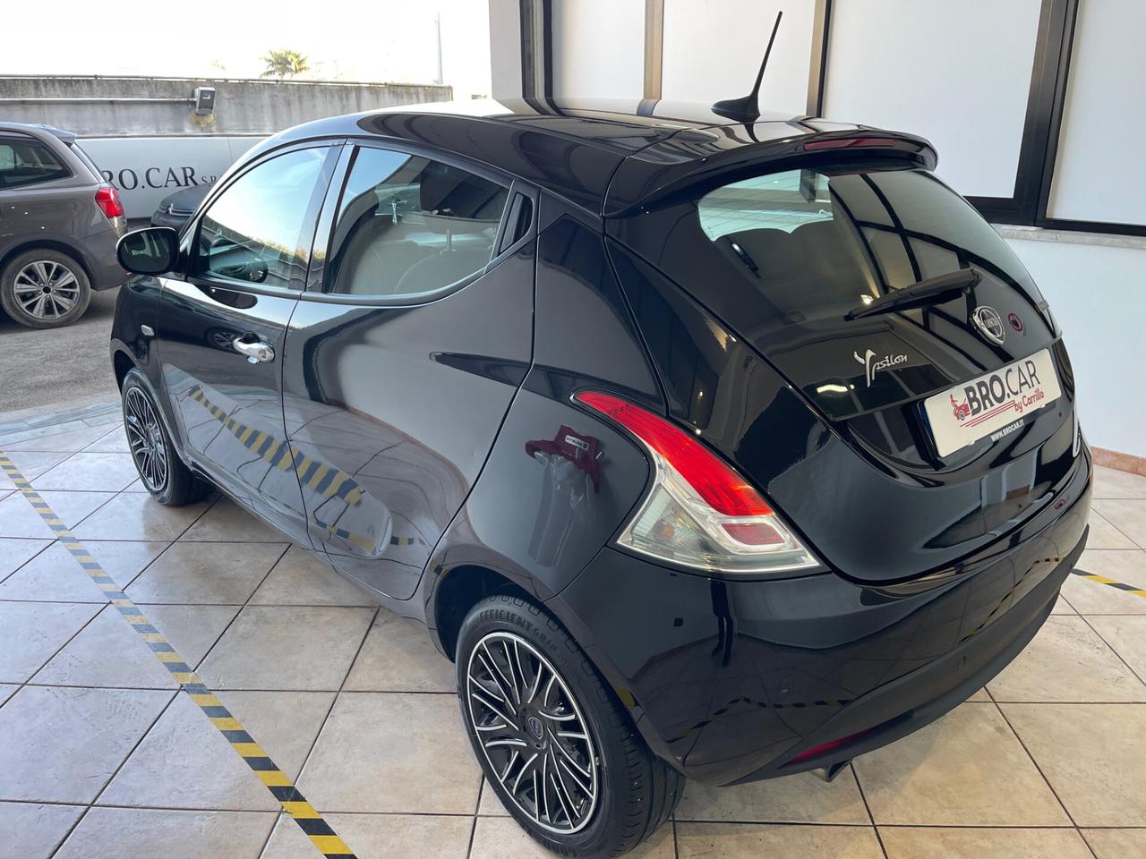 Lancia Ypsilon 1.0 70cv Hybrid Gold NO VINCOLO DI FINANZIAMENTO