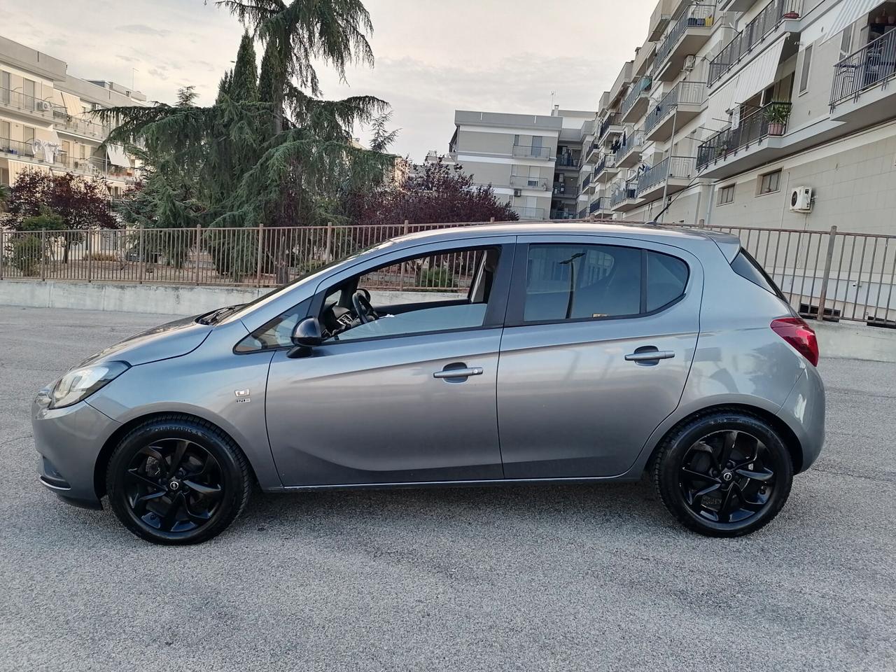 Opel Corsa 1.2 5 porte Black Edition 2019 NEOPATENTATI