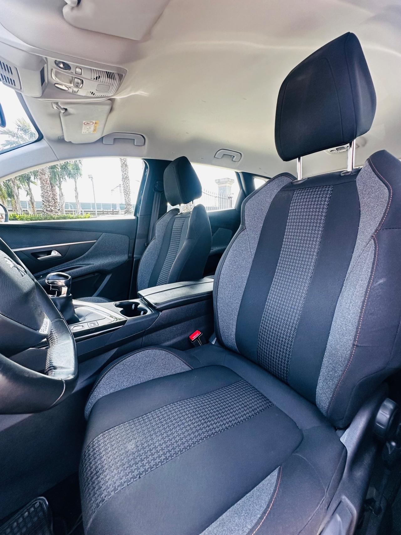 Peugeot 3008 BlueHDi 130 S&S Allure Pack