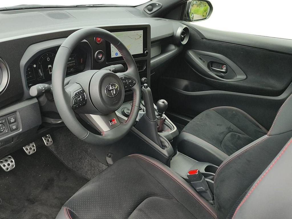 Toyota GR Yaris 1.6 Aero Performance imt-6