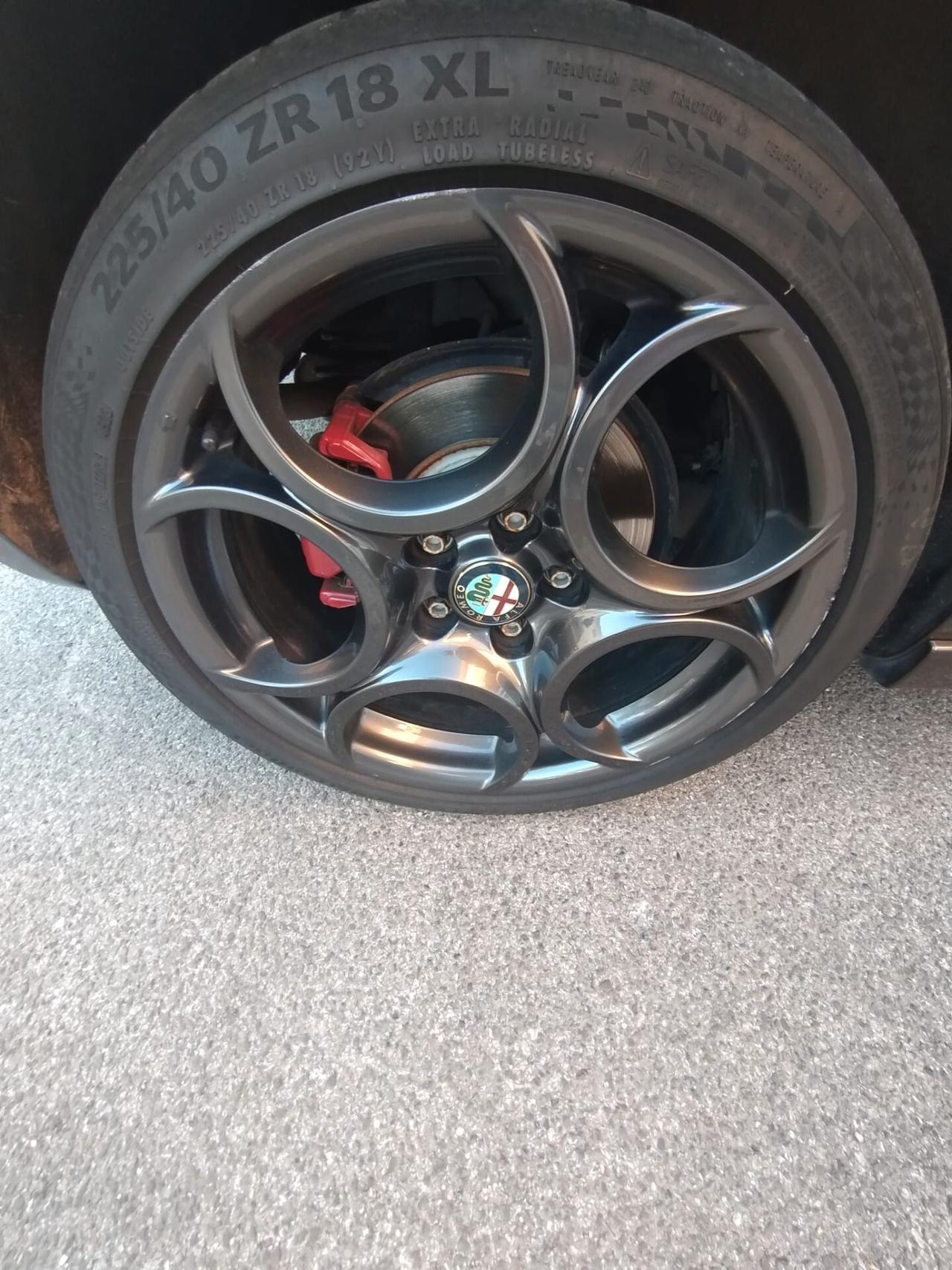 Alfa Romeo Giulietta 1750 Turbo TCT Quadrifoglio Verde