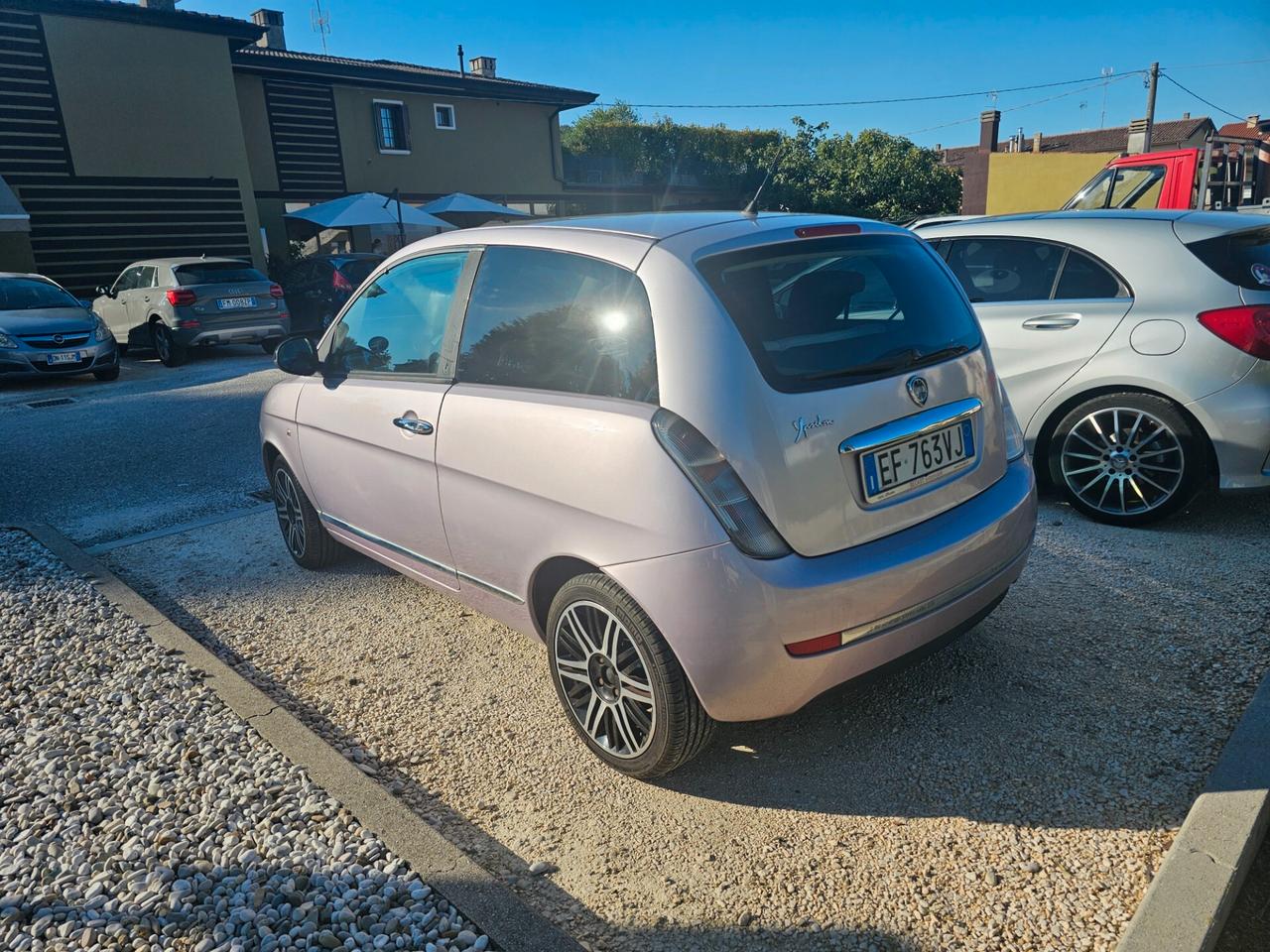 Lancia Ypsilon 1.3 MJT 16V 95 CV 5 porte S&S Silver