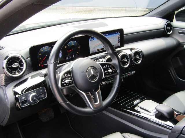 Mercedes-Benz CLA 180 d SW SPORT CAMBIO AUTO,CERCHI 18,NAVI,LED,SENSORI