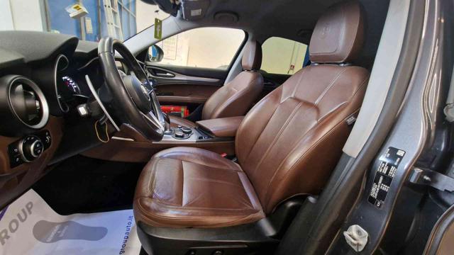ALFA ROMEO Stelvio 2.2 Turbodiesel 210 CV AT8 Q4 LEVE AL VOLANTE