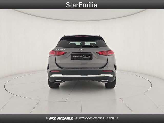 Mercedes-Benz GLA 180 GLA 180 d Automatic Premium