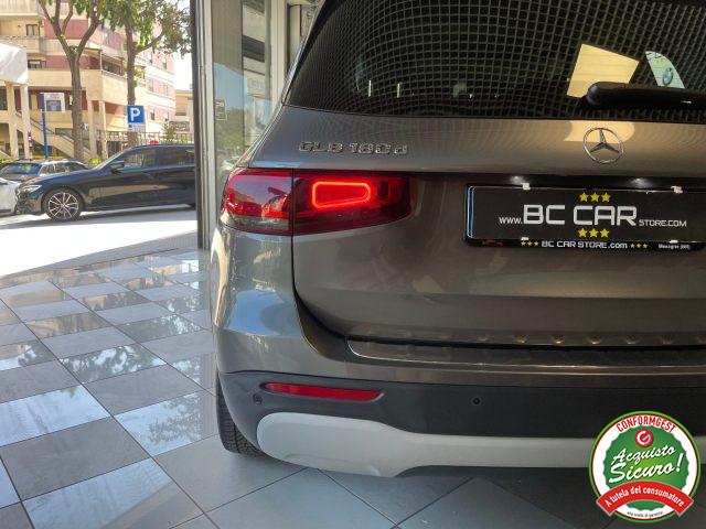 MERCEDES-BENZ GLB 180 d Autom. *PELLE*PACK LUCI