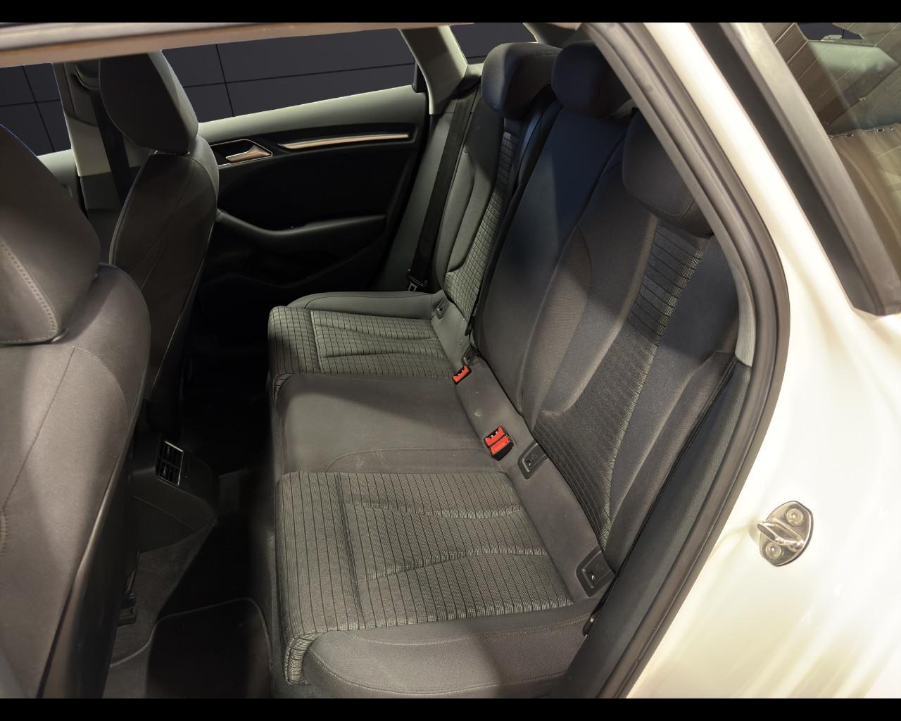 AUDI A3 Sportback e-tron - A3 SPB 40 e-tron S tronic