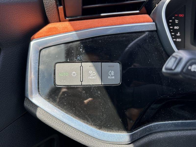 Audi Q3 SPB 35 TDI S tronic Business Plus 30.500 KM * PELLE+NAVI