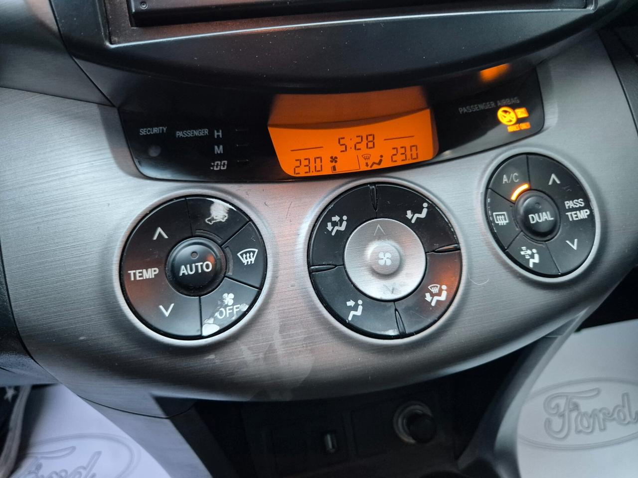 Toyota RAV 4 RAV4 2.2 D-4D 177 CV Luxury