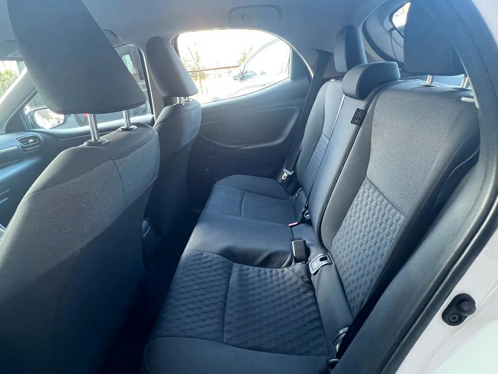 Toyota Yaris 1.5h Business