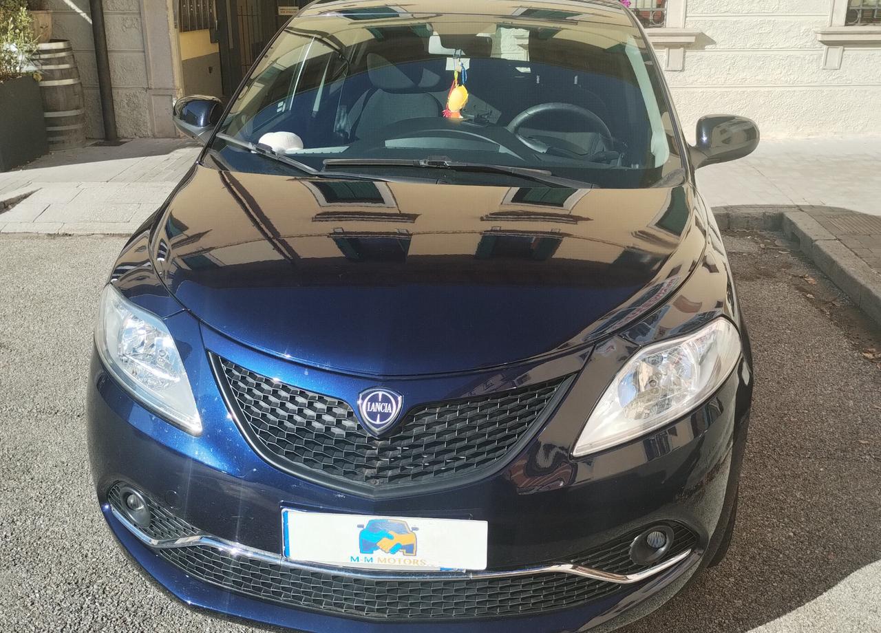 Lancia Ypsilon 1.2 69 CV 5 porte GPL Ecochic Gold