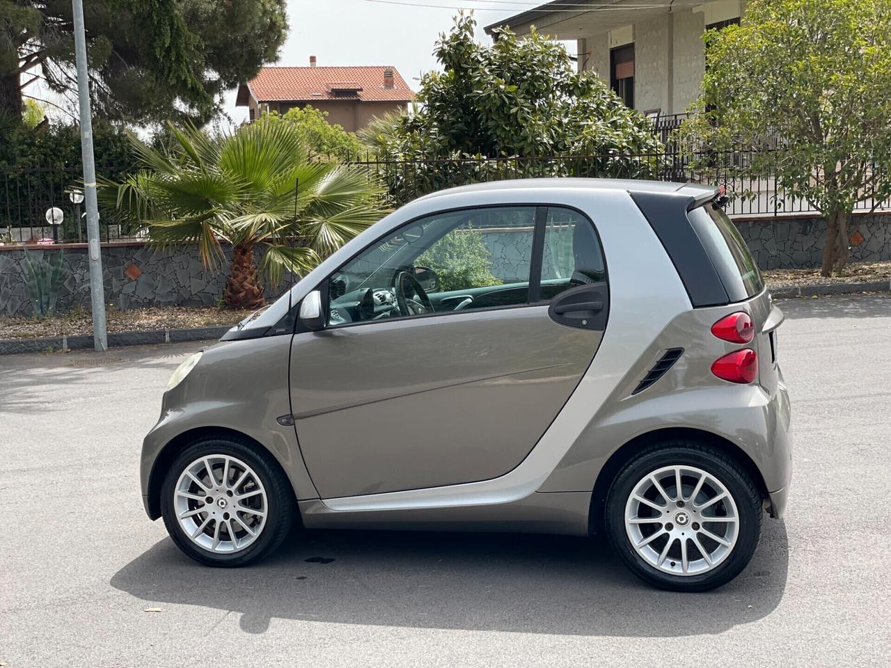 Smart ForTwo 800 40 kW coupé passion cdi