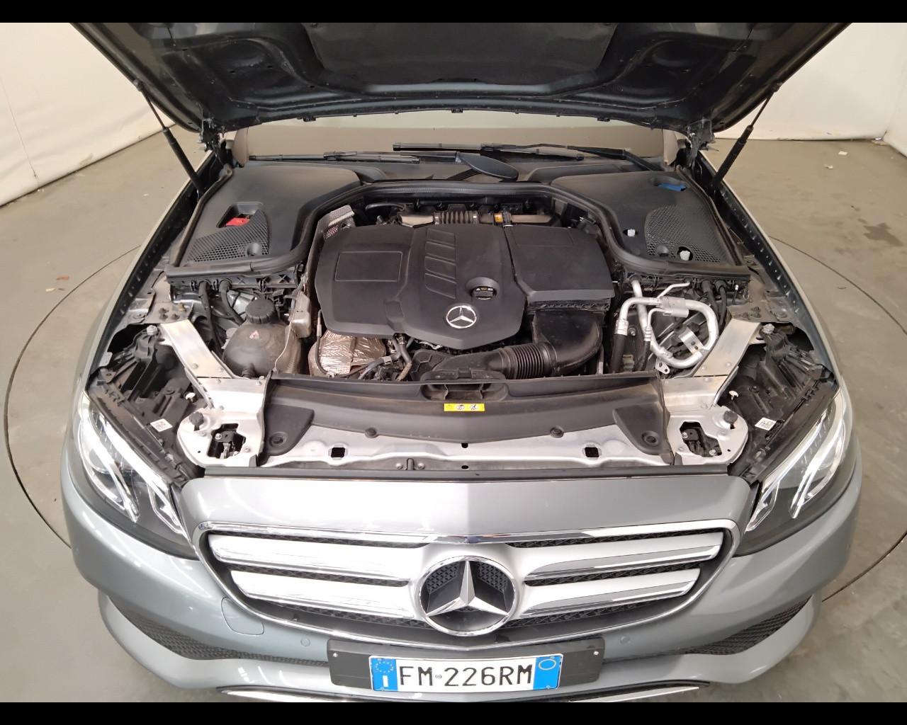 Mercedes-Benz Classe E - S213 SW - E SW 220 d Sport 4matic auto