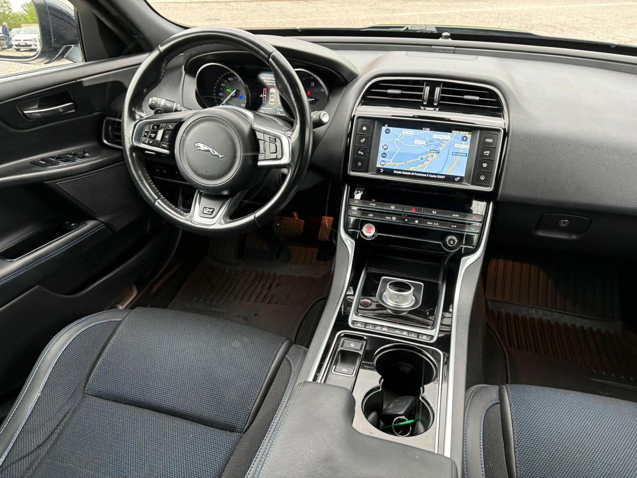 Jaguar XE 2.0 D Turbo aut. R-Sport