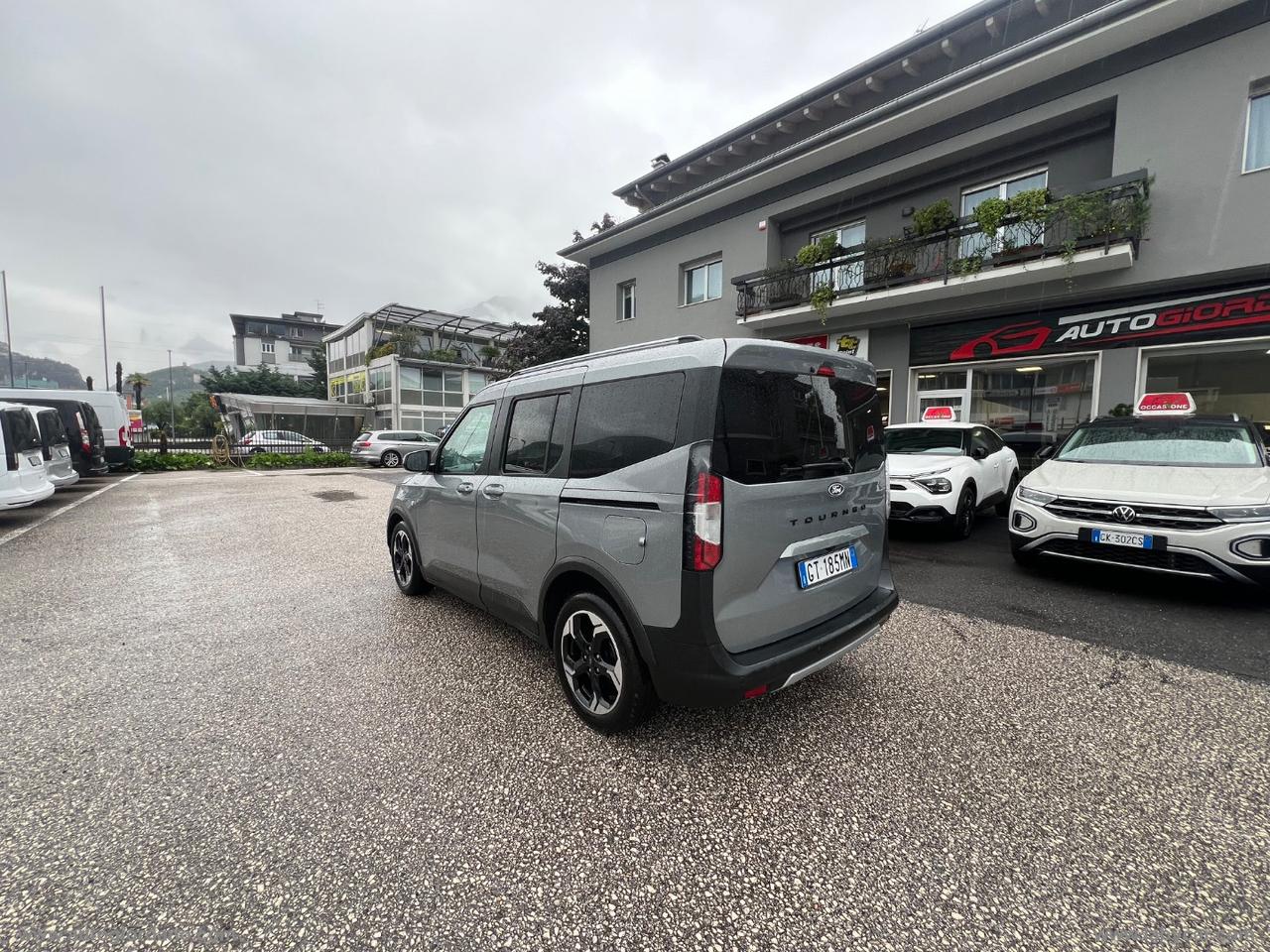 FORD Tourneo Courier 1.0 EcoBoost Pow. Active