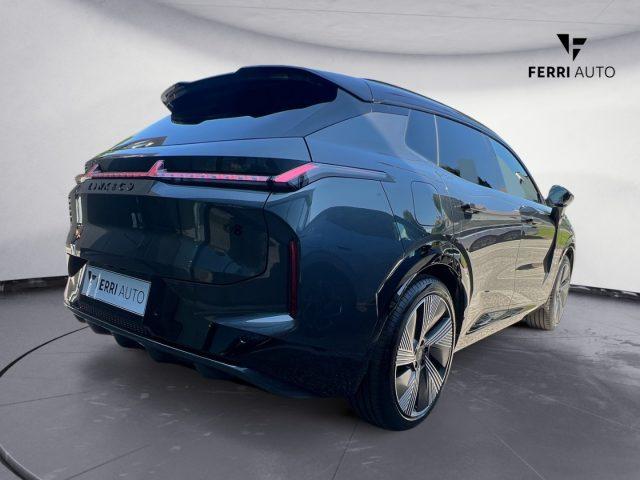 LYNK & CO 08 PHEV More