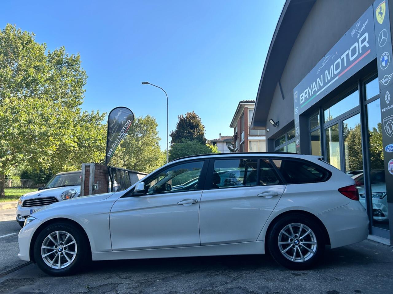 Bmw 318 318d Touring Business Advantage aut.