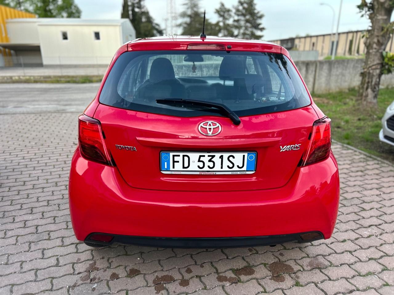 Toyota Yaris 1.0 5 porte Lounge