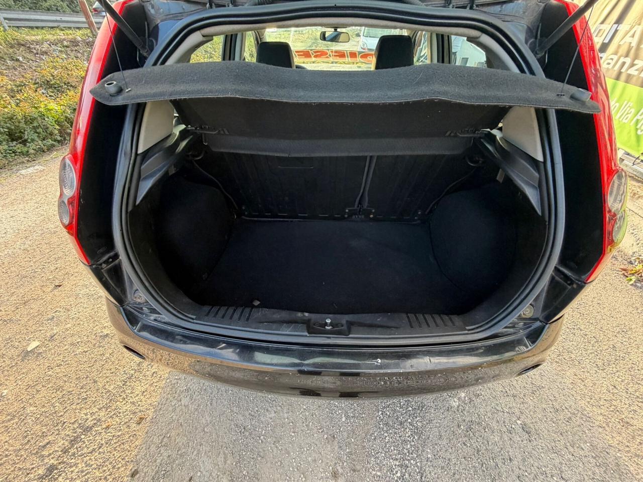 Ford Fiesta 1.4 TDCi 5p. Ghia