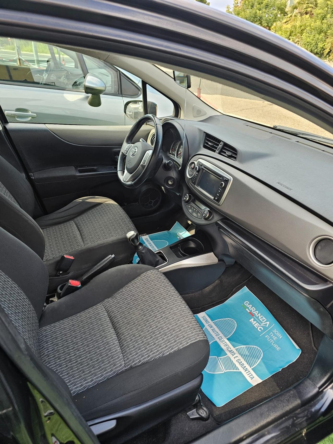 Toyota Yaris Lounge