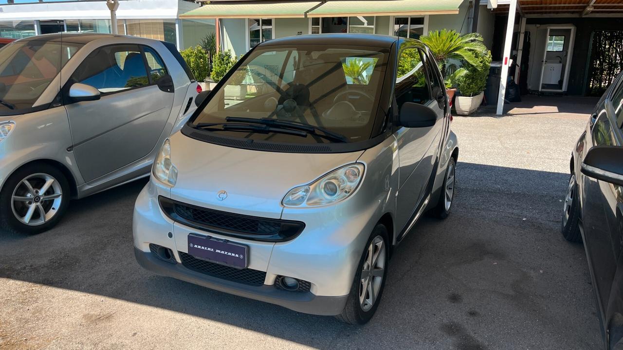 Smart ForTwo 1000 62 kW coupé pulse