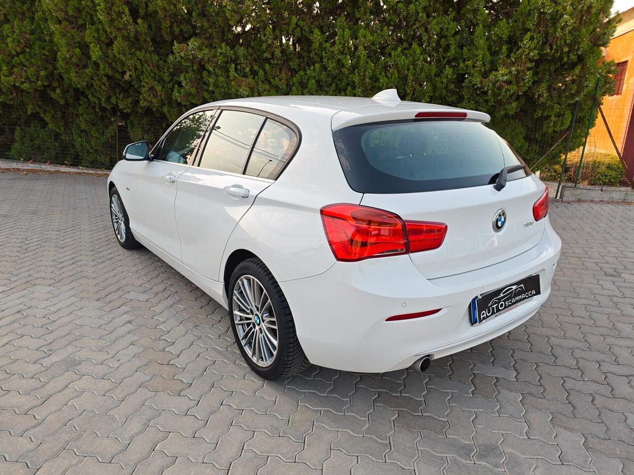 Bmw 118 118d 5p. Urban