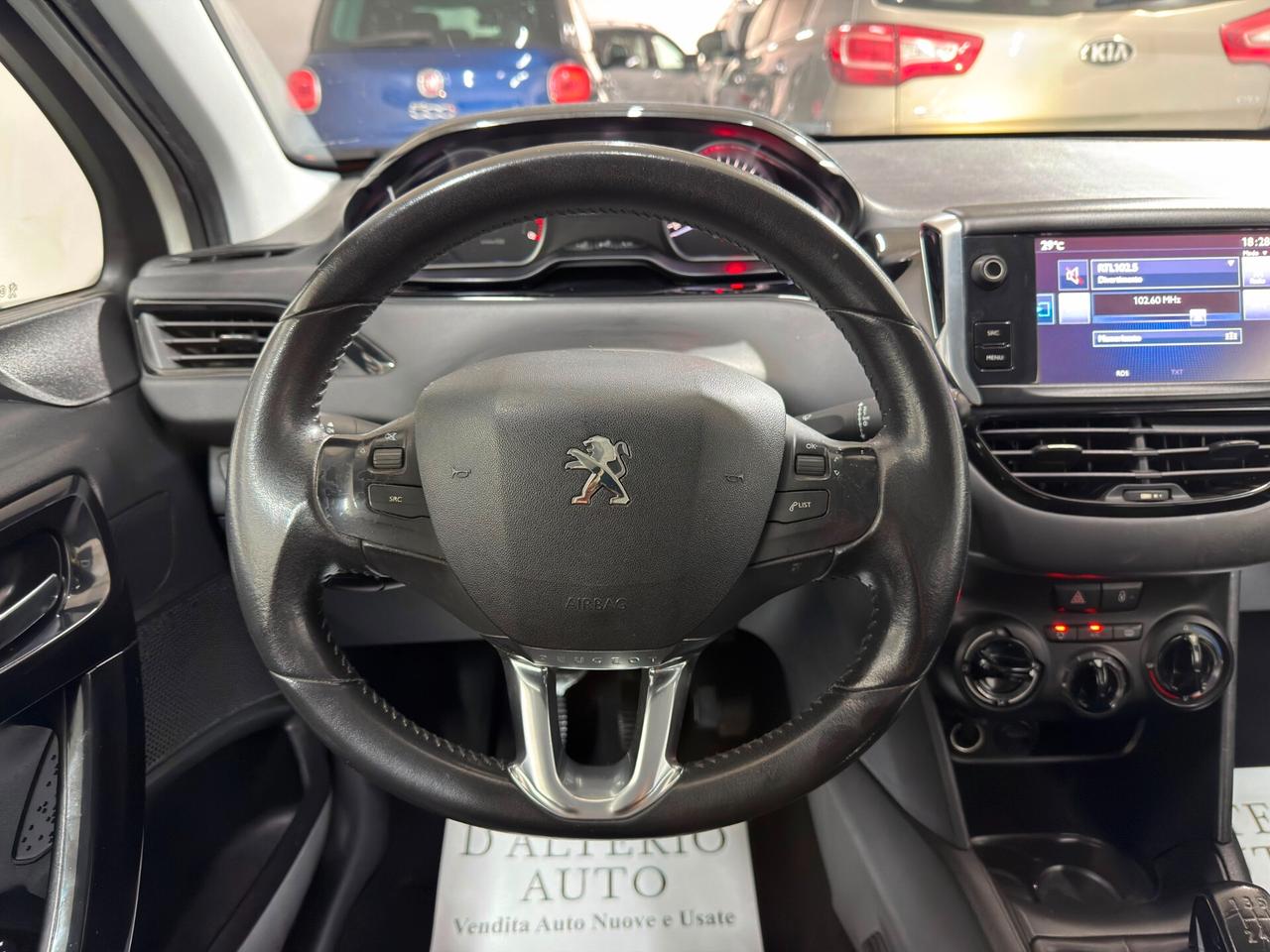 Peugeot 208 BlueHDi 75 3 porte Allure