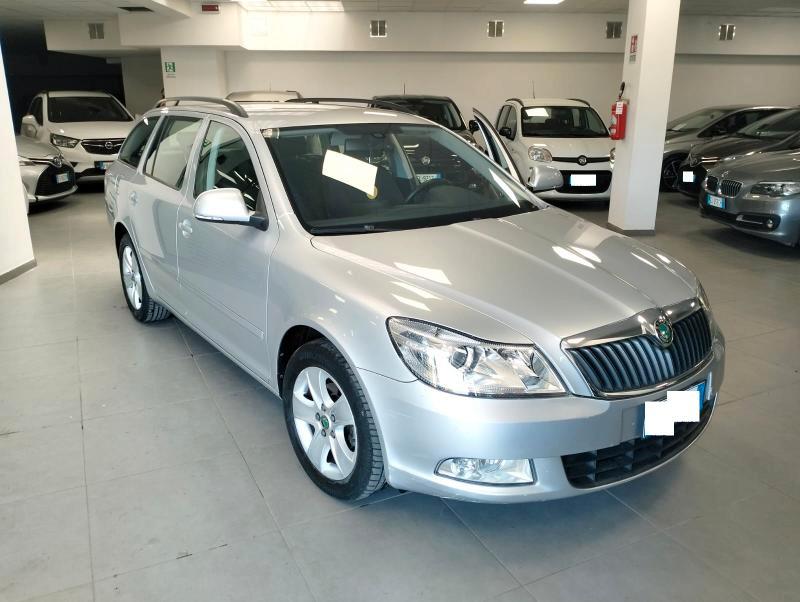 Skoda Octavia Berlina Octavia 1.6 tdi cr SW KM 149000