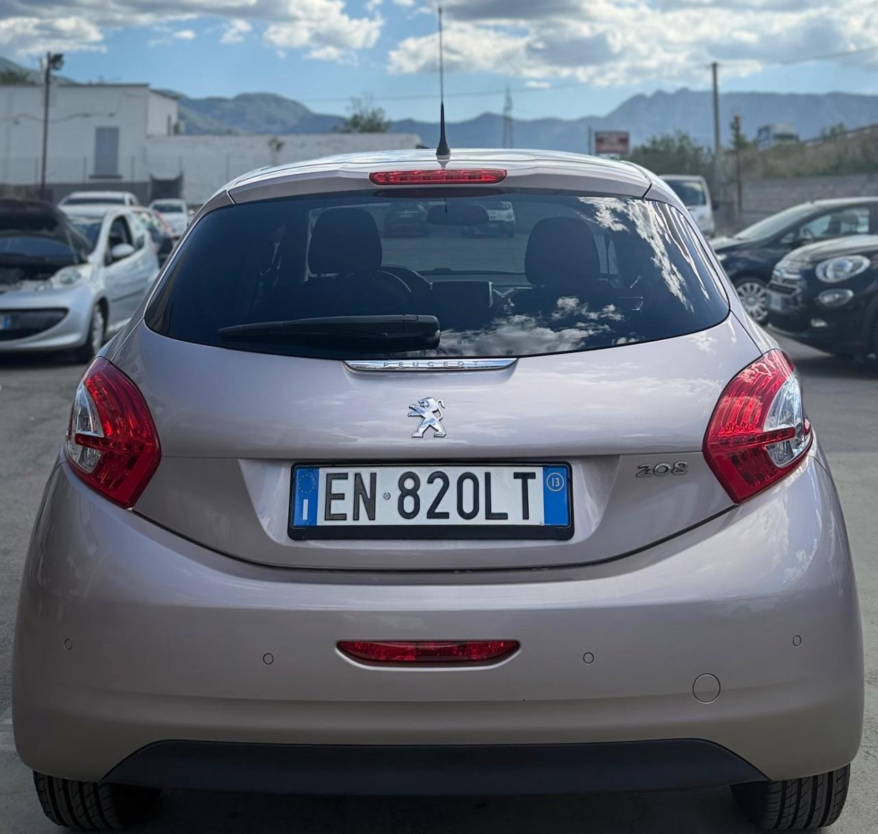 Peugeot 208 1.2 Benzina Allure 82 Cv