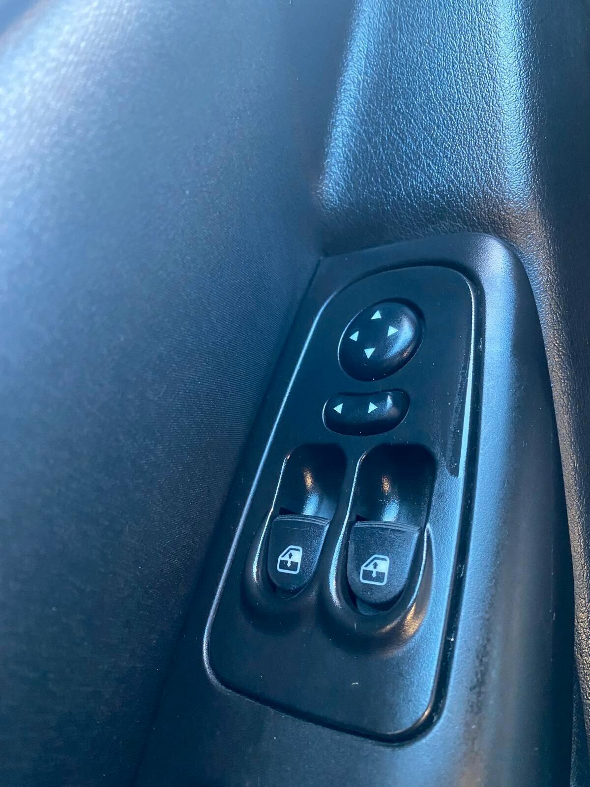 Lancia Ypsilon SCADENZA REVISIONE BOMBOLE GPL 2032