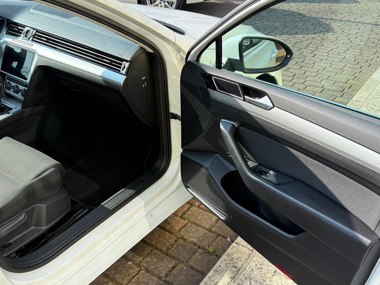 Volkswagen Passat 2.0 TDI DSG 2019/PREZZO REALE/STORICO