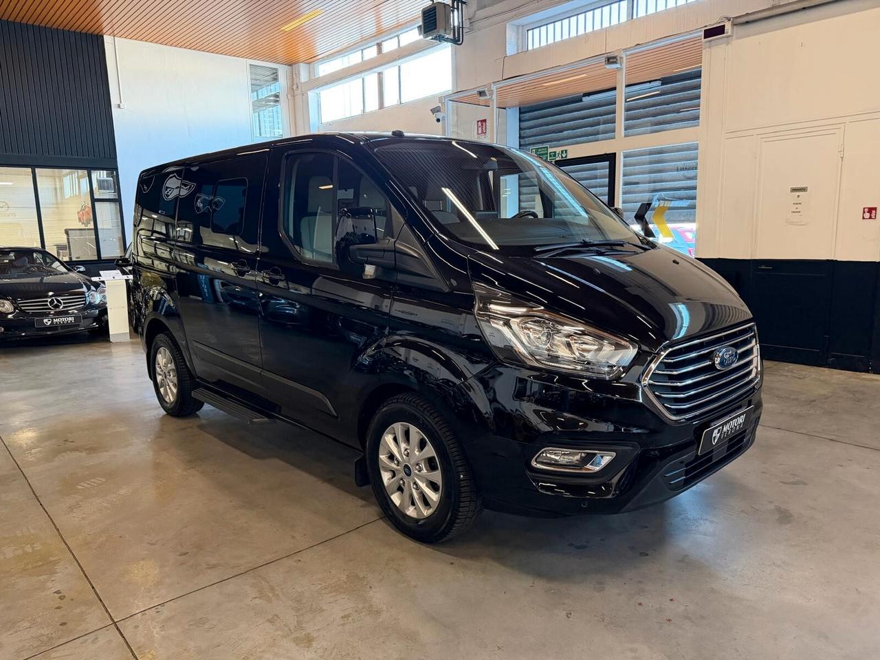 Ford Tourneo Custom 320 2.0 TDCi 130CV PC Trend