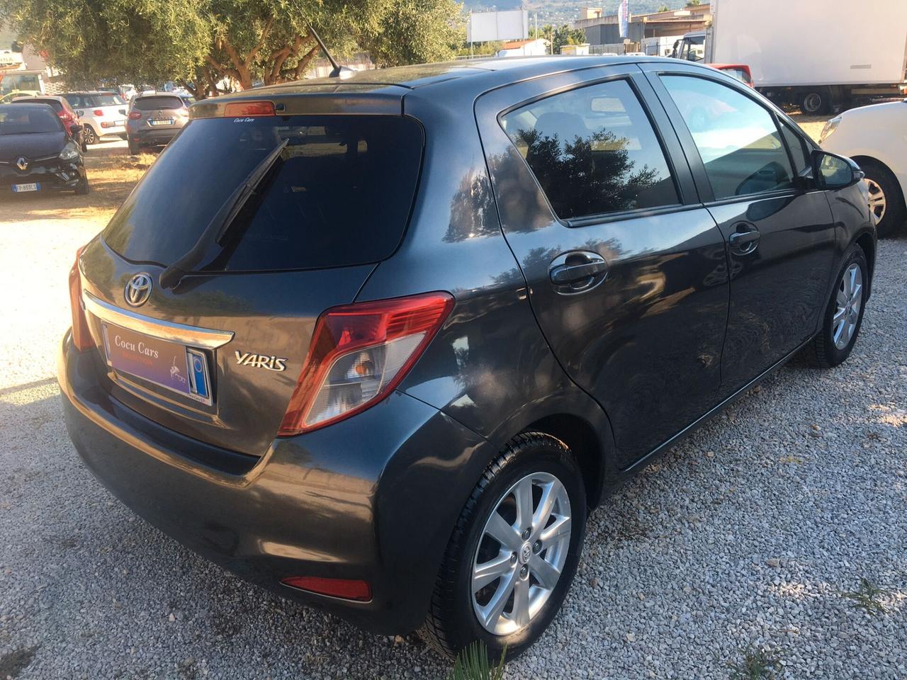 Toyota Yaris 1.3 5 porte Lounge CVT Stop & Start
