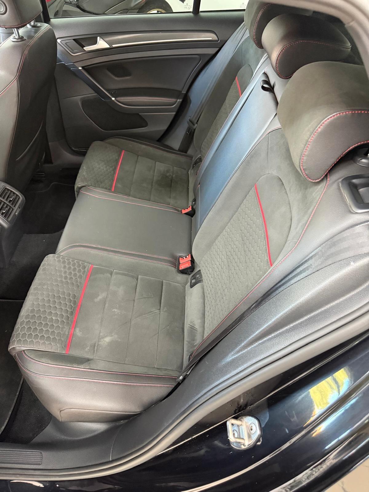 Volkswagen Golf GTI Performance 2.0 245 CV TSI DSG 5p. BMT