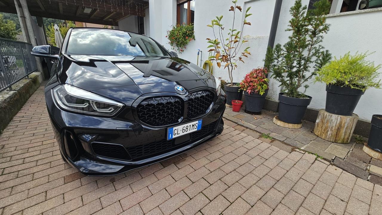 Bmw 135 M 135i xDrive Colorvision Edition