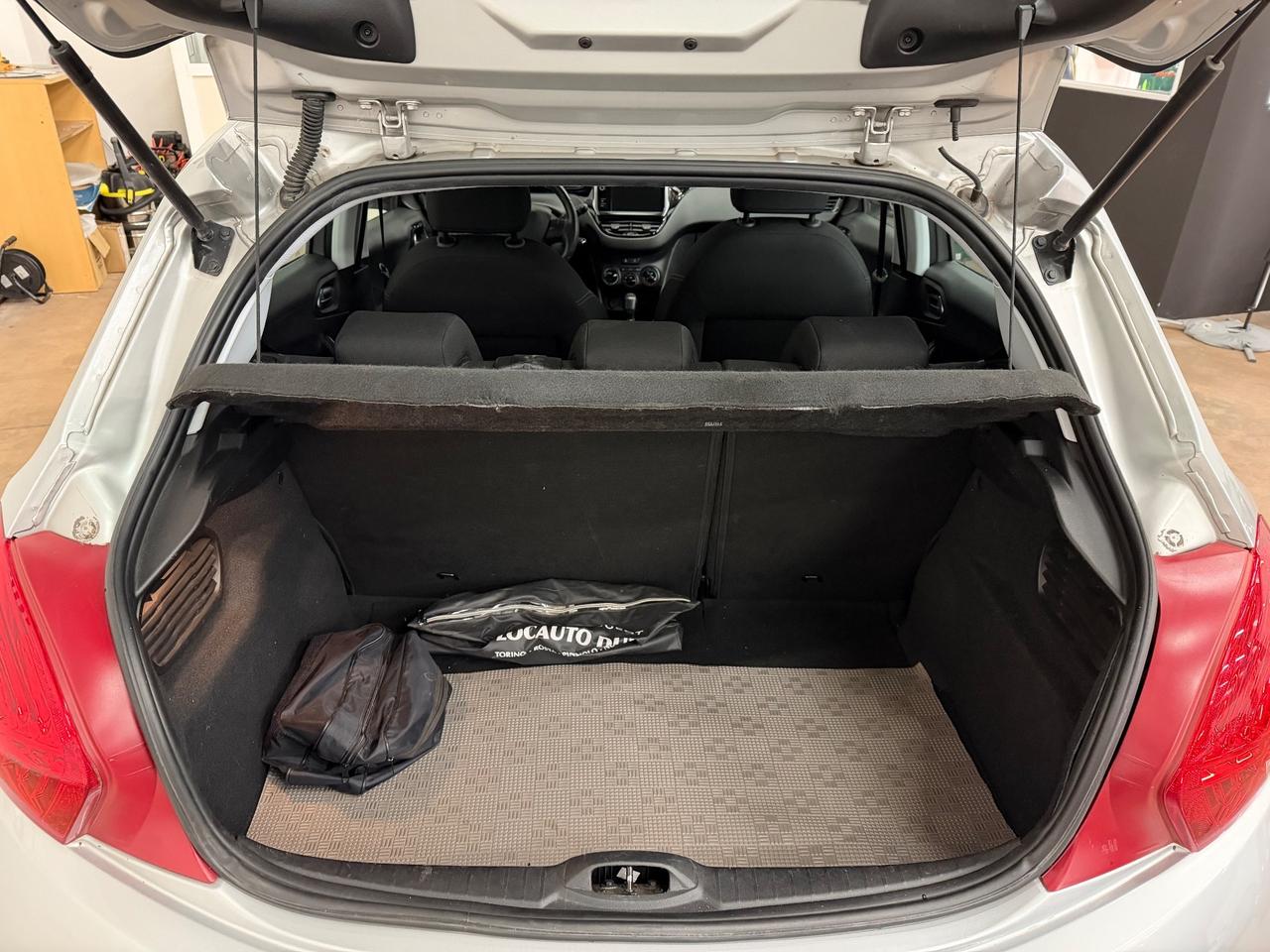 Peugeot 208 1.4 VTi 95 CV 5p. GPL Allure