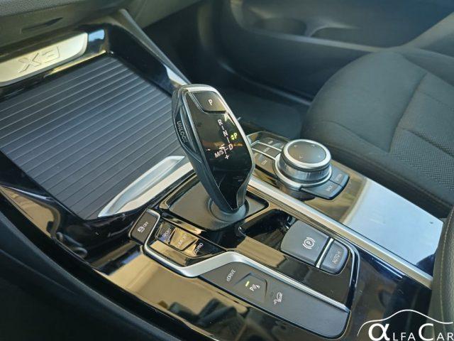 BMW X3 xDrive30e Business Advantage