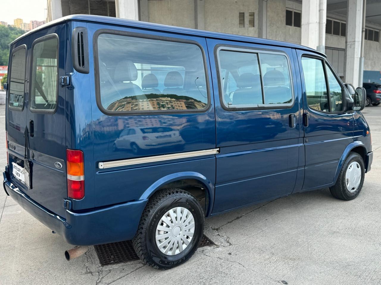 Ford Transit/Tourneo 2.5 TD/100CV PL 9 posti