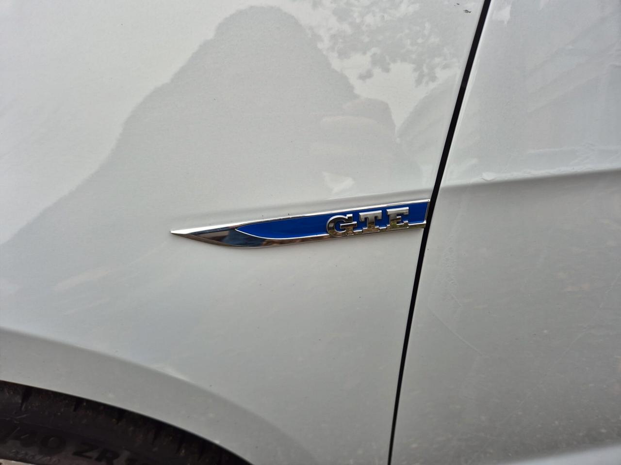 Volkswagen Golf GTE 204cv Full optional DSG