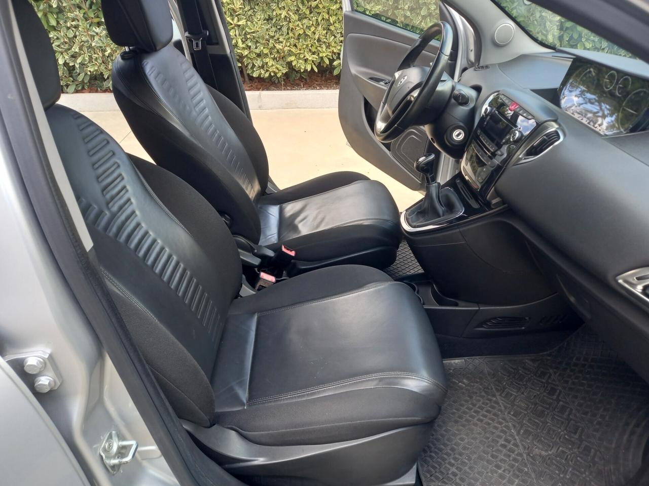 Lancia Ypsilon 1.3 MJT 16V 95 CV 5 porte S&S Platinum