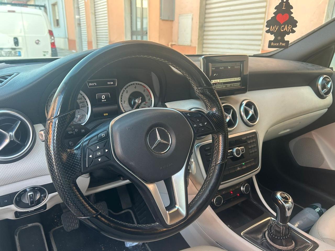 MERCEDES CLASSE A 180 CDI Sport *LED *Tetto Nero
