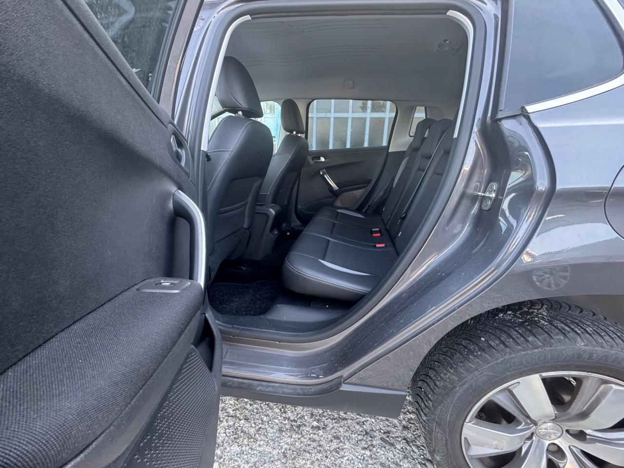 Peugeot 2008 PureTech 82 Access